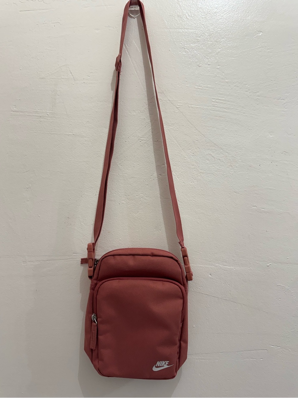 Nike Heritage Dusty Rose Crossbody Bag